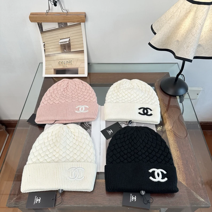 Celine hat 053