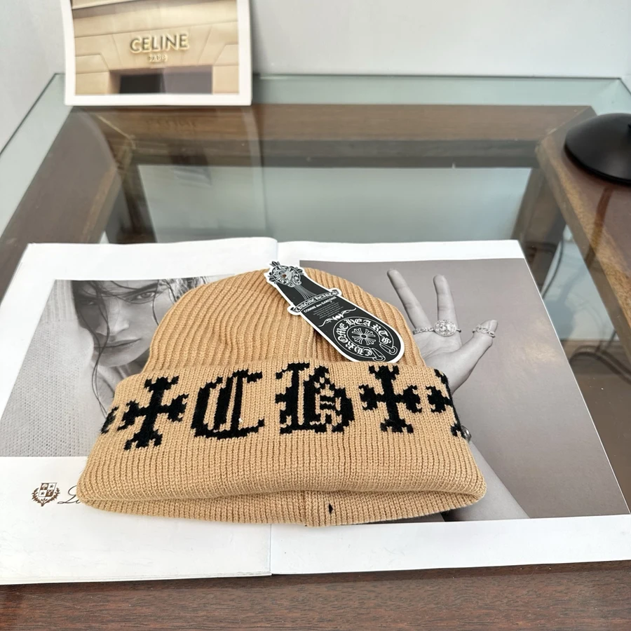 Celine hat 046