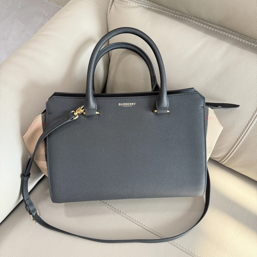 Burberry Burberry 0005