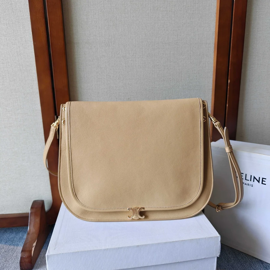 Celine Celine 023