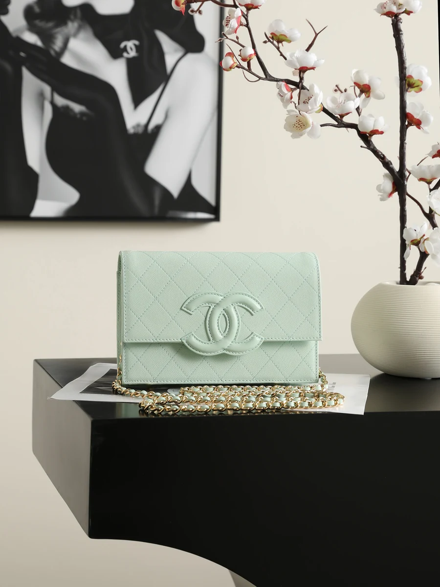 Chanel Chanel 412