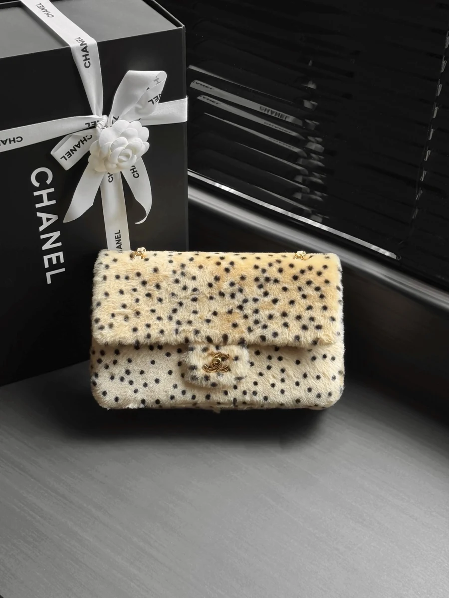 Chanel Chanel 390