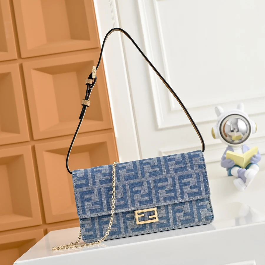 Fendi FENDI 029
