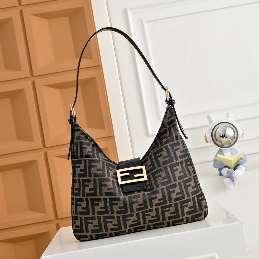 Fendi FENDI 023