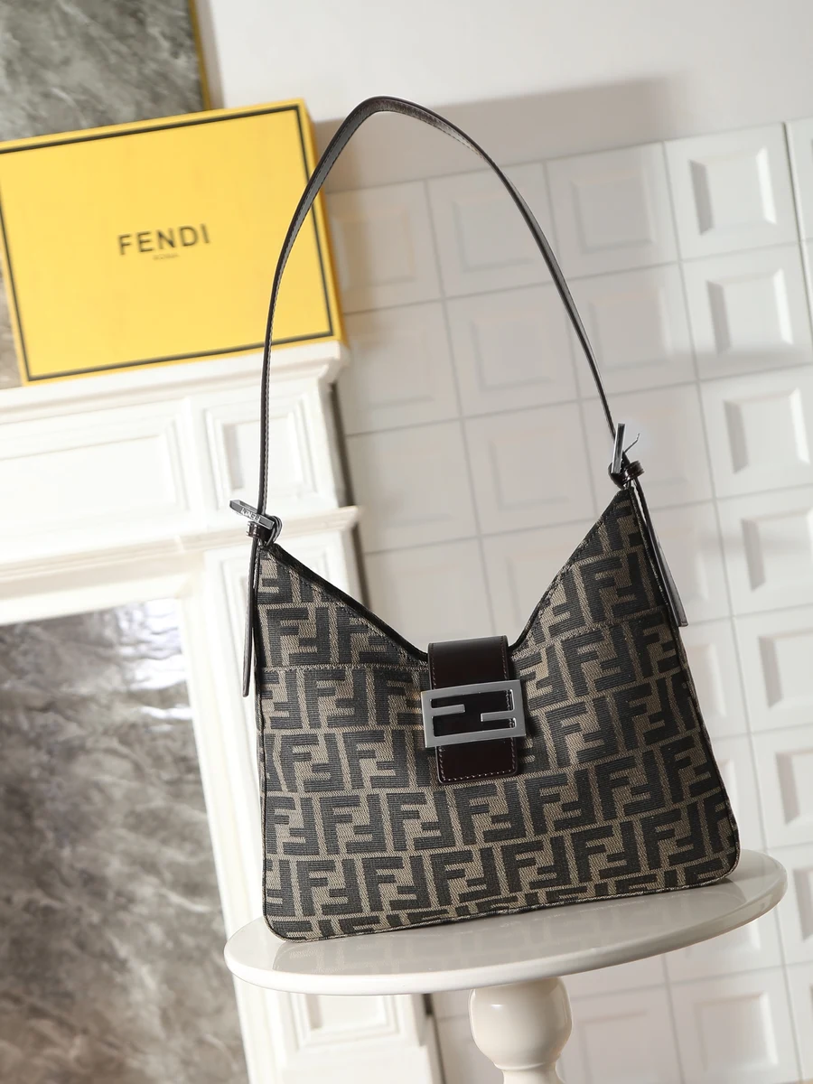 Fendi FENDI 000