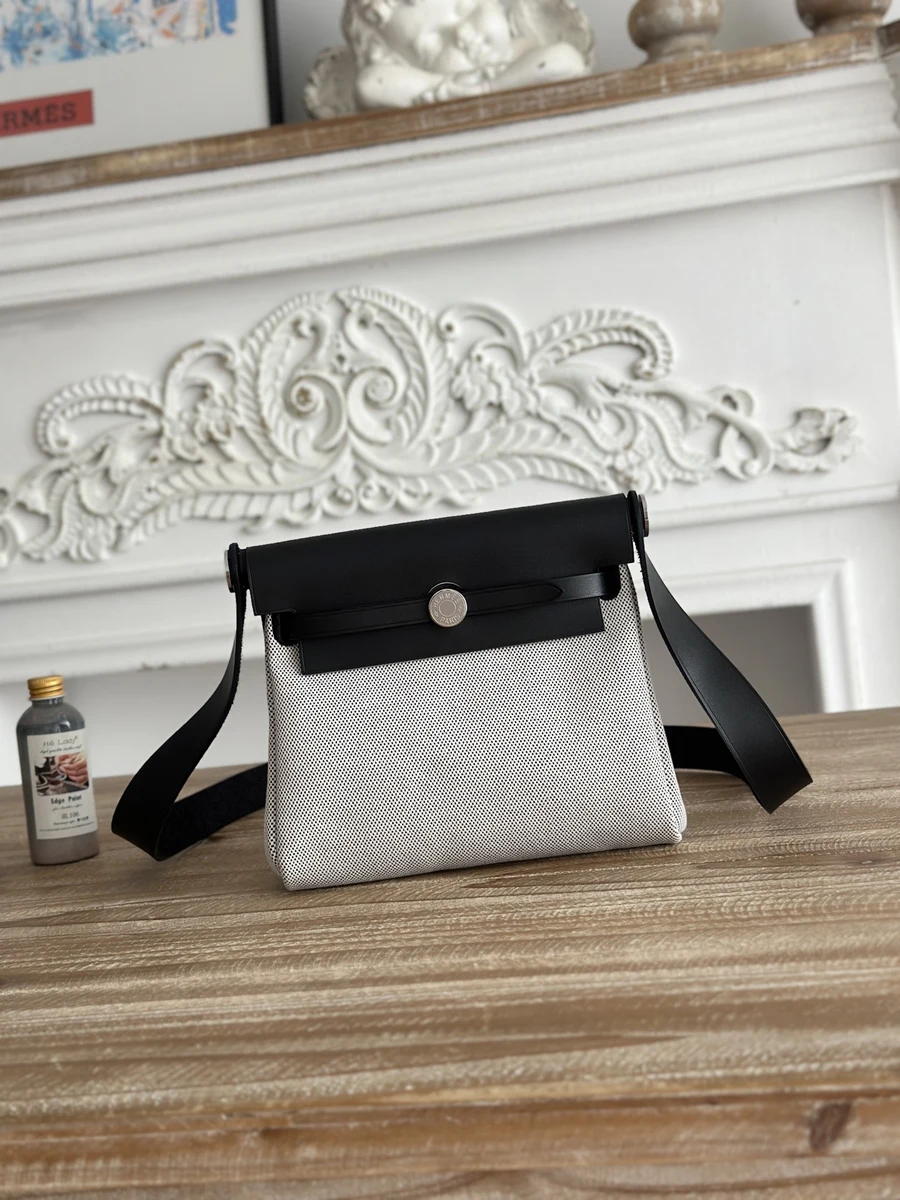 Hermès HERMES 016