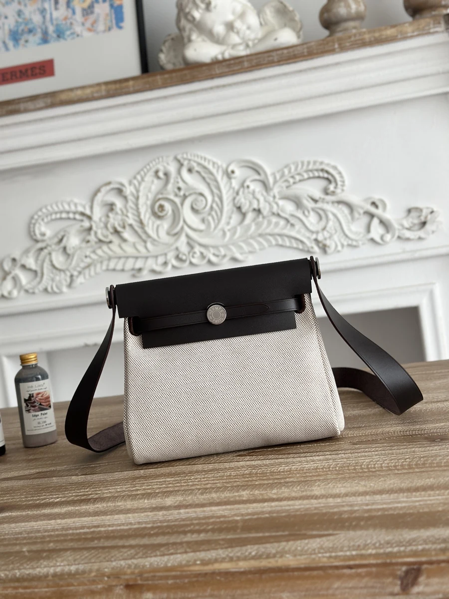 Hermès HERMES 014