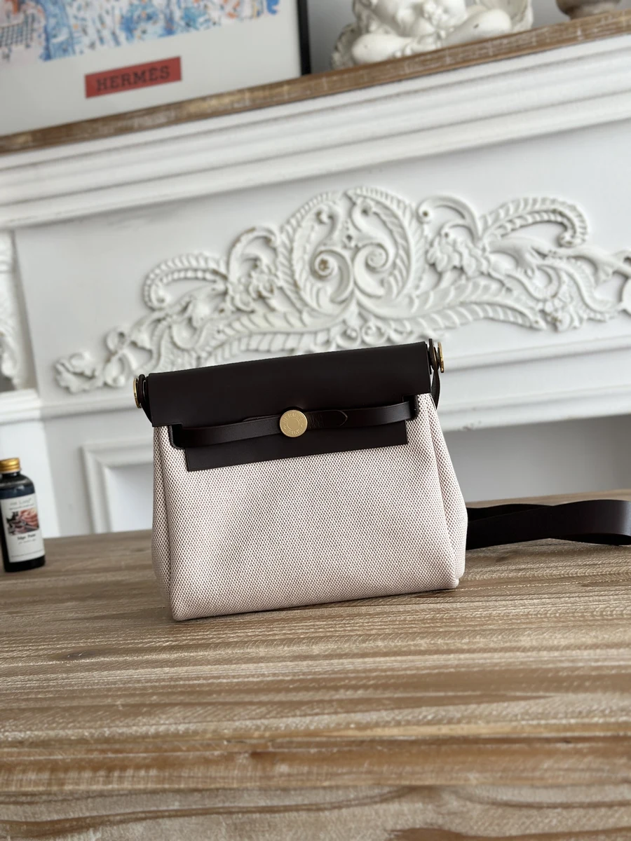 Hermès HERMES 013