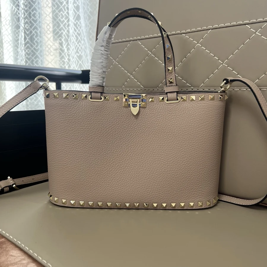 Valentino Valentino 0002