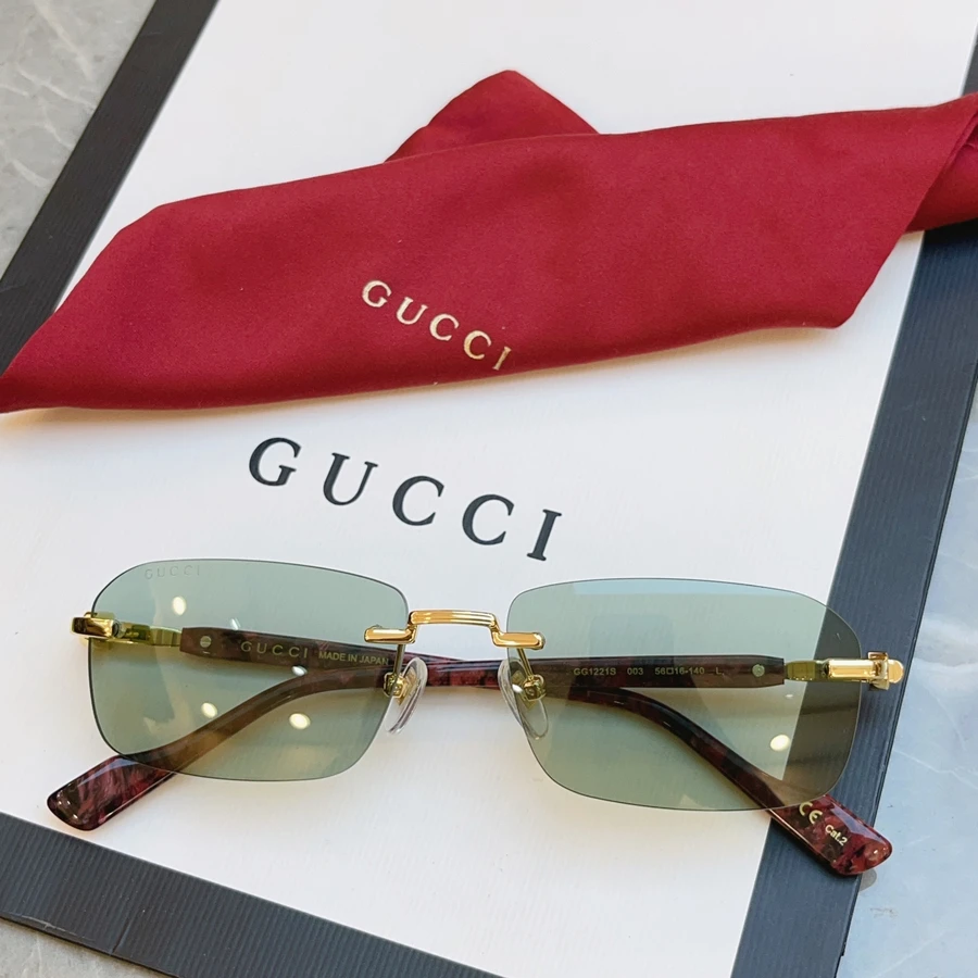 Gucci Glasses822