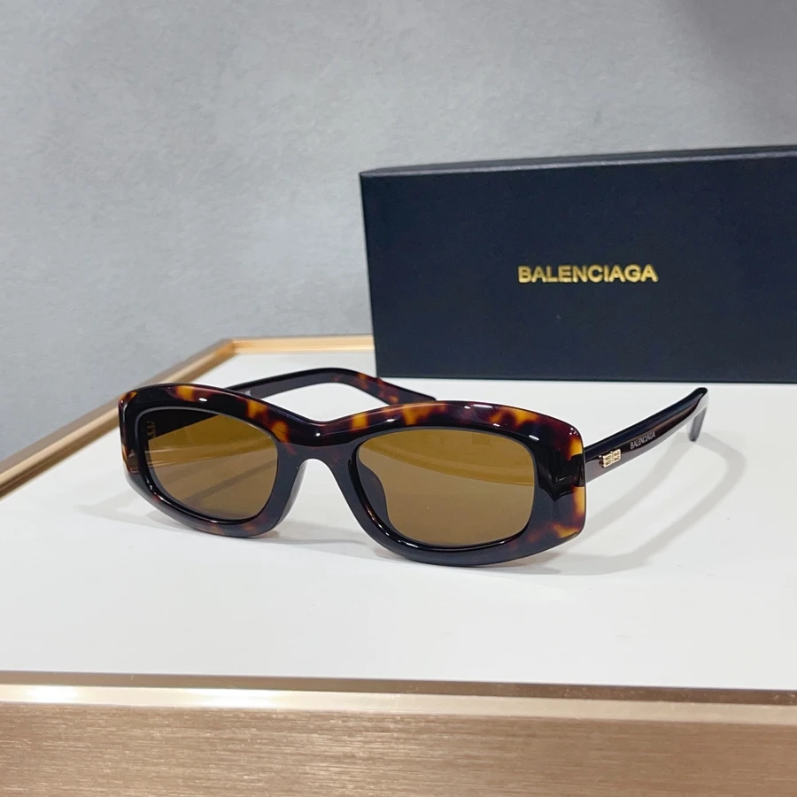 Balenciaga Glasses819