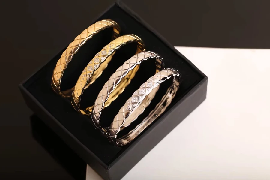 Chanel Chanel 001