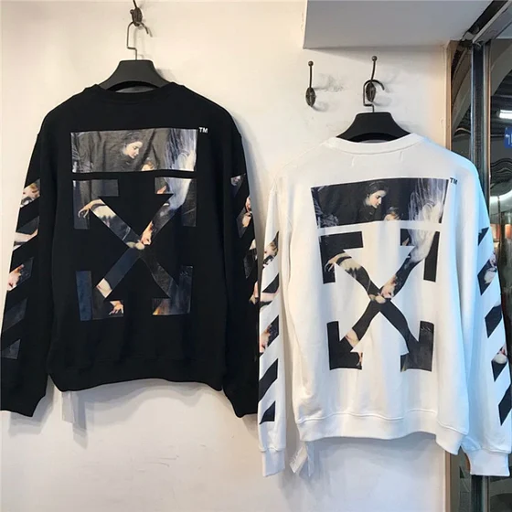 Off-White Clothing 8867