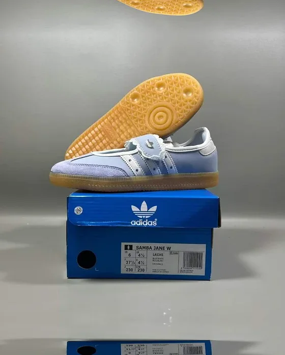 Adidas LA5345