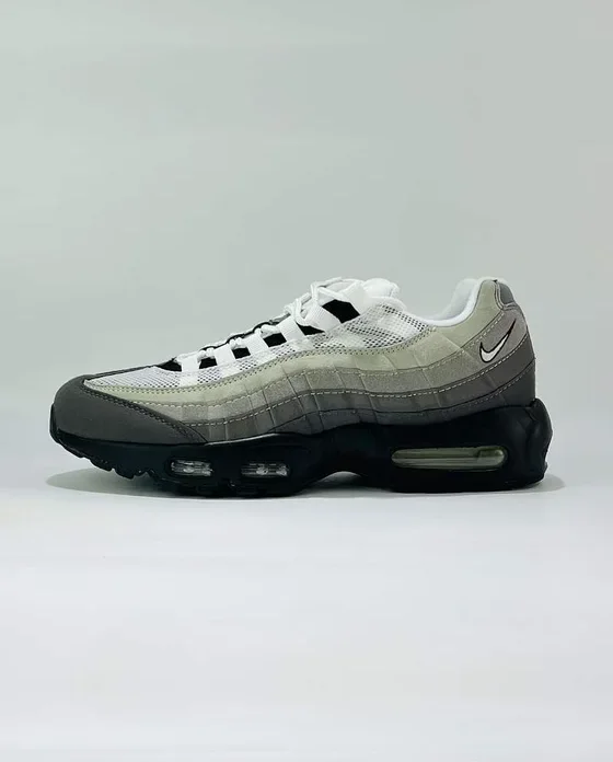 Nike AT2865-003